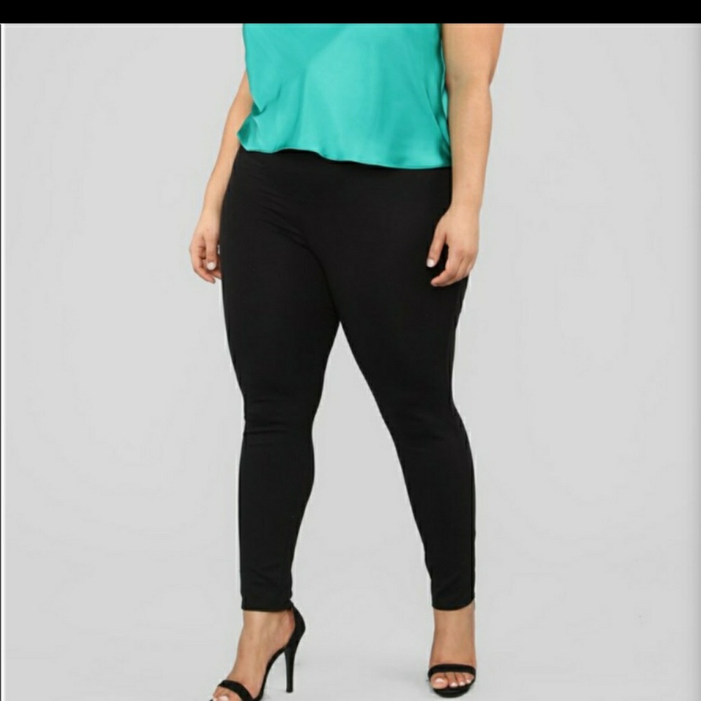 Fashion Nova Smarty Pants Size 2x (fits like a 3x)